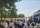 एकलव्य विद्यालय के छात्रों का पैदल मार्च, कलेक्टर कार्यालय जाने पर अड़े बच्चे